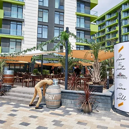 Apartament Onix & Pool 44 *