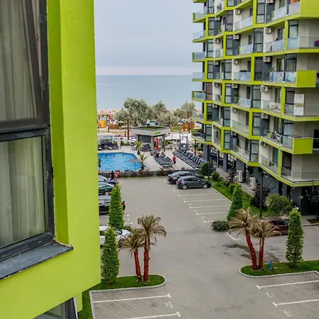 Apartmán Onix & Pool 44